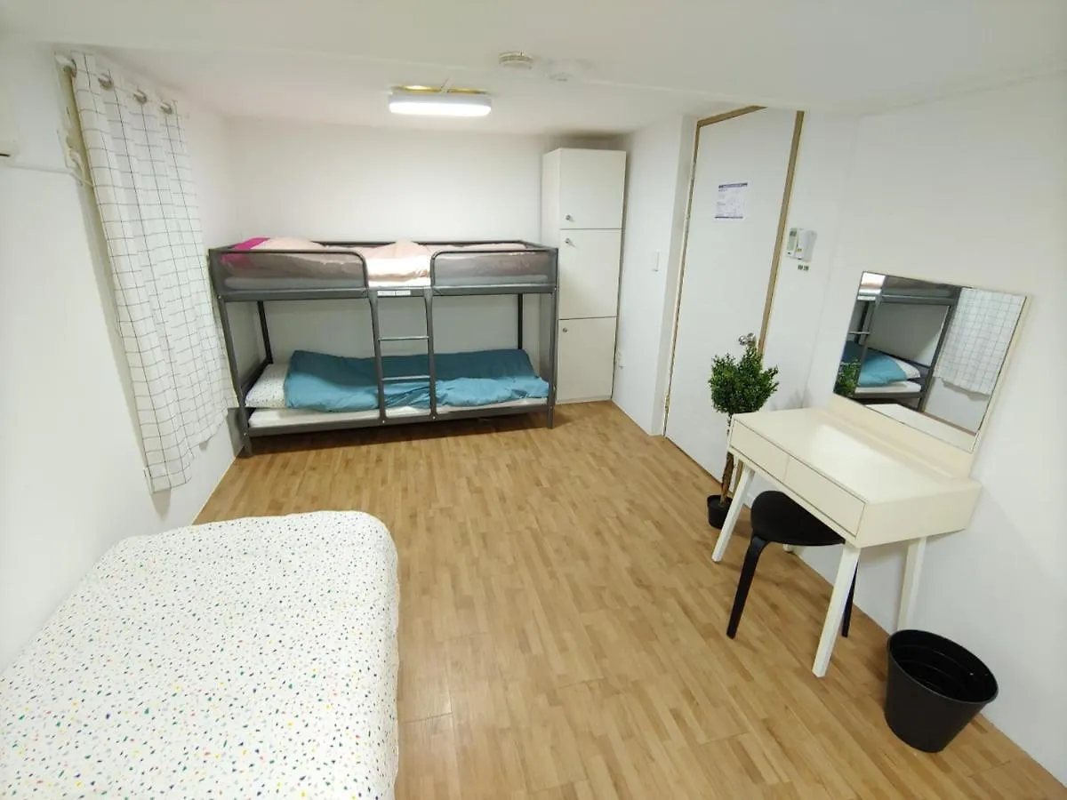 Hotel Kaki In Hongdae Seúl 2*,  Corea del Sur